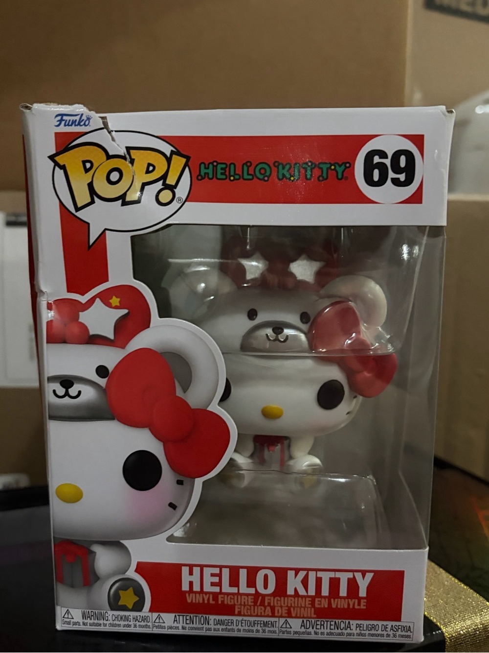 Funko pop! Hello kitty in polar bear costume 69